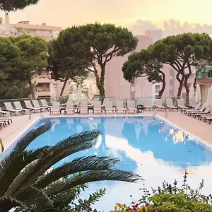 Vegas 4* Salou
